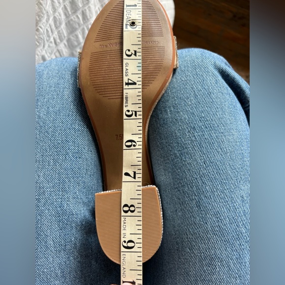 Brown’s The Wishbone Collection Arielle Suede and Rhinestone Heels- size 7.5 - Picture 13 of 14